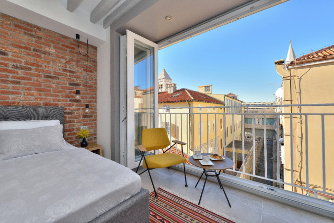 DVOKREVETNA SOBA S BRAČNIM KREVETOM I POGLEDOM NA GRAD, Apartments Mareta Exclusive Zadar