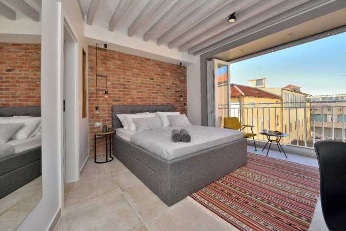 DVOKREVETNA SOBA S BRAČNIM KREVETOM I POGLEDOM NA GRAD, Apartments Mareta Exclusive Zadar
