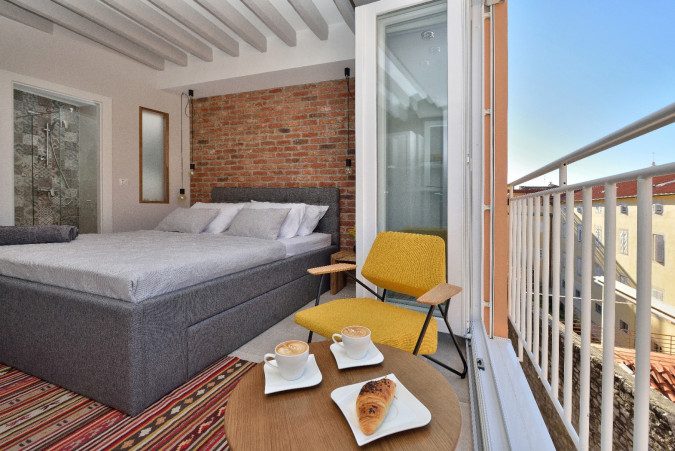 DVOKREVETNA SOBA S BRAČNIM KREVETOM I POGLEDOM NA GRAD, Apartments Mareta Exclusive Zadar